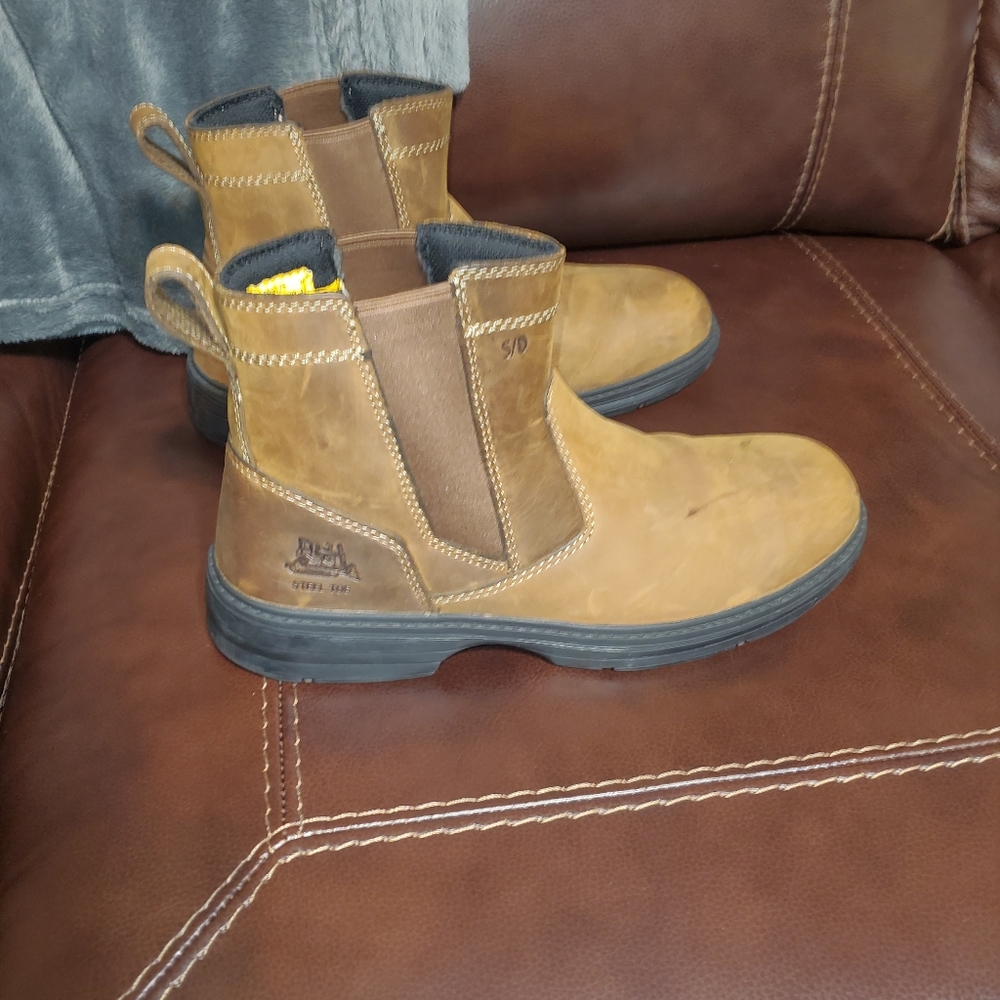 Caterpillar steel toe boots